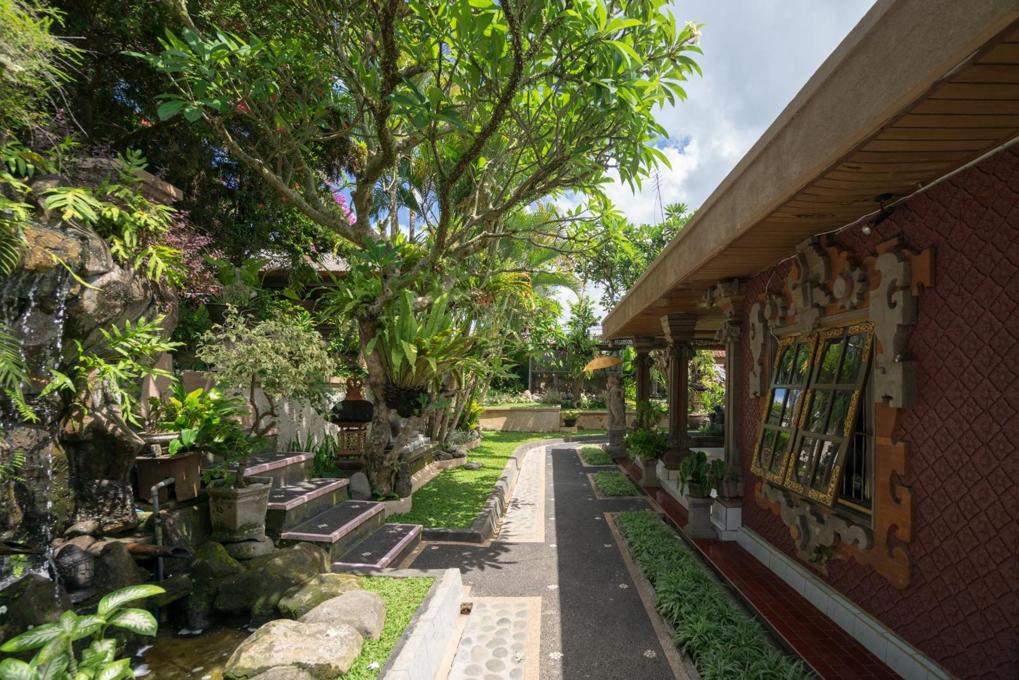 Nuaja Balinese Guest House Ubud Zewnętrze zdjęcie